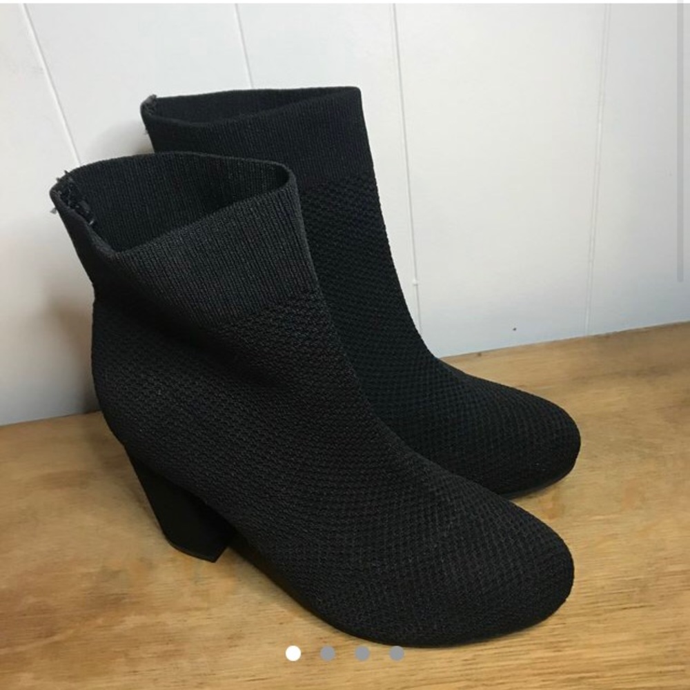 New Black Ankle Sock Booties Size 8.5